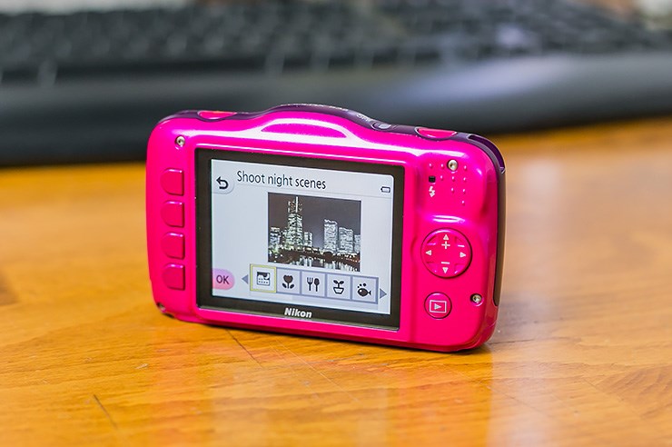 Nikon S32 (6).jpg